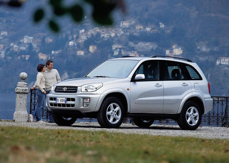  Toyota RAV4 2001 года  (фото 3 из 3)